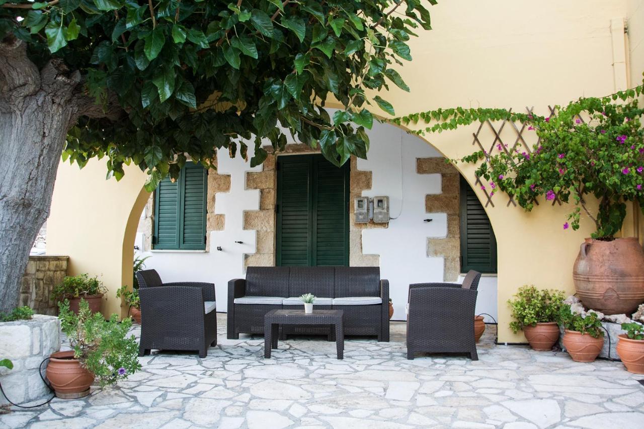 Villa Dimitris Kalamítsion Amigdhálion 외부 사진